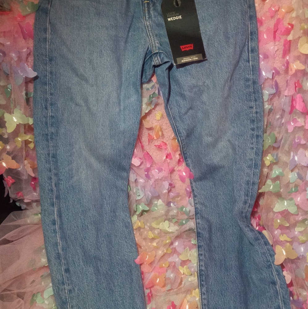 Levi's size 26 Wedgie Fit Denim Jeans